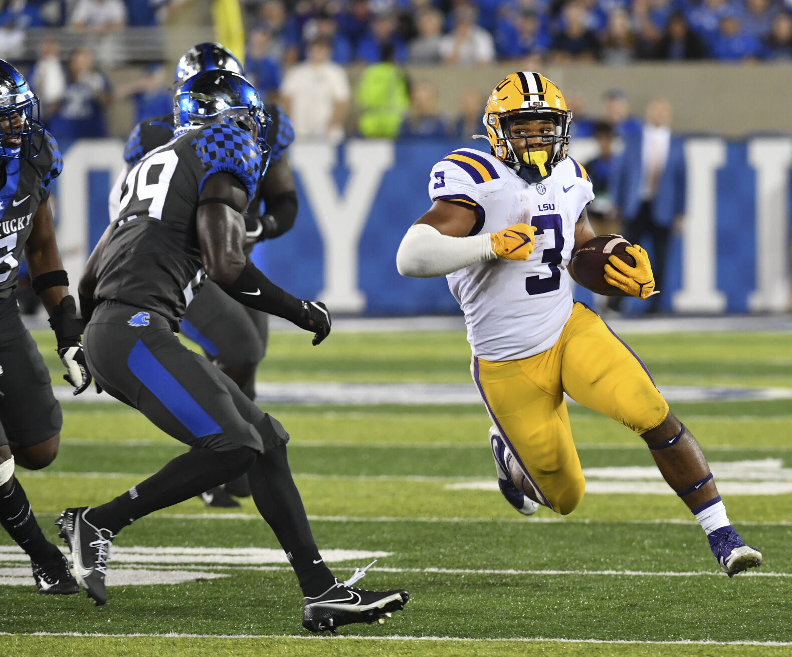 lsukentucky.101021 HS 3521.JPG